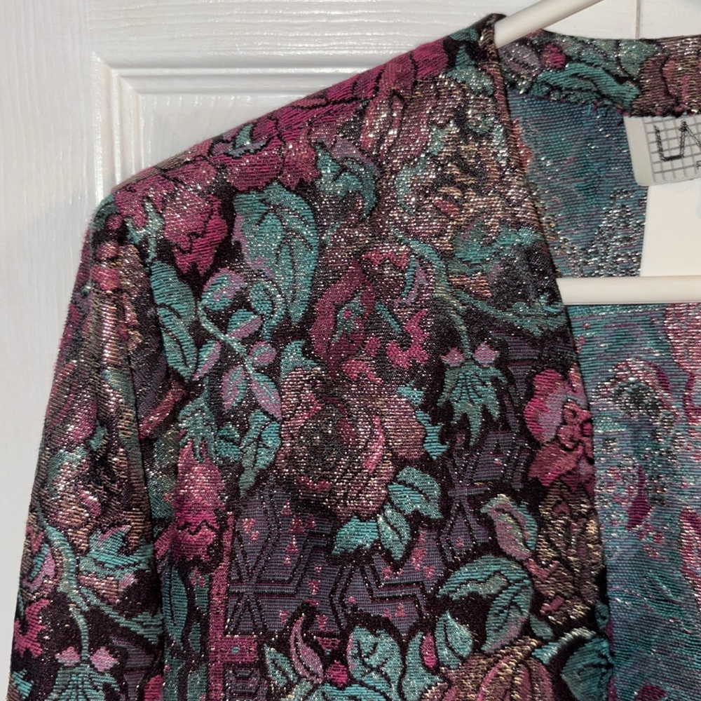 Floral Tapestry Cropped Jacket - Picture 5 of 5